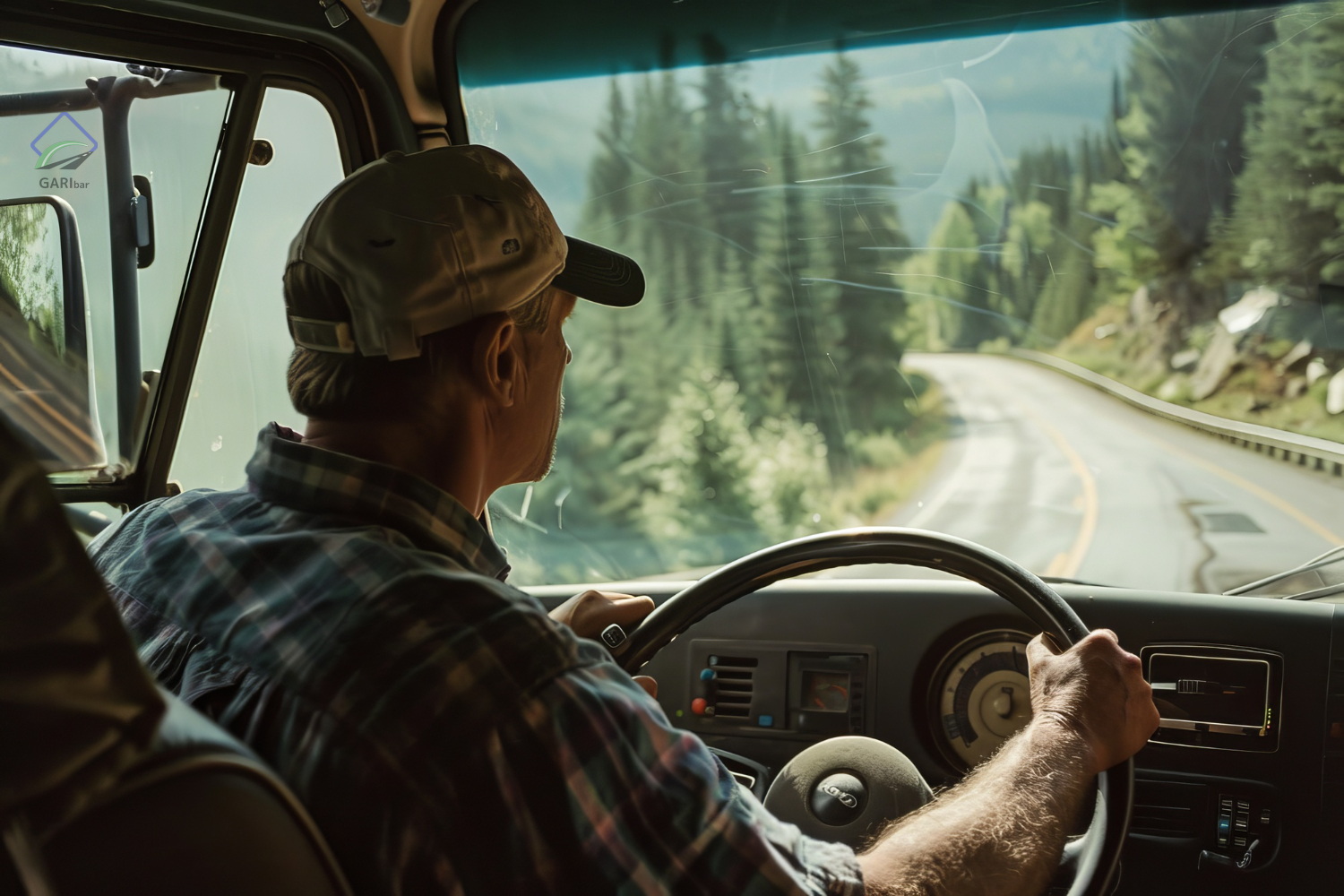 رانندگی در گردنه با کامیون: آیا توصیه‌های قدیمی در عصر تکنولوژی همچنان کارساز است؟
